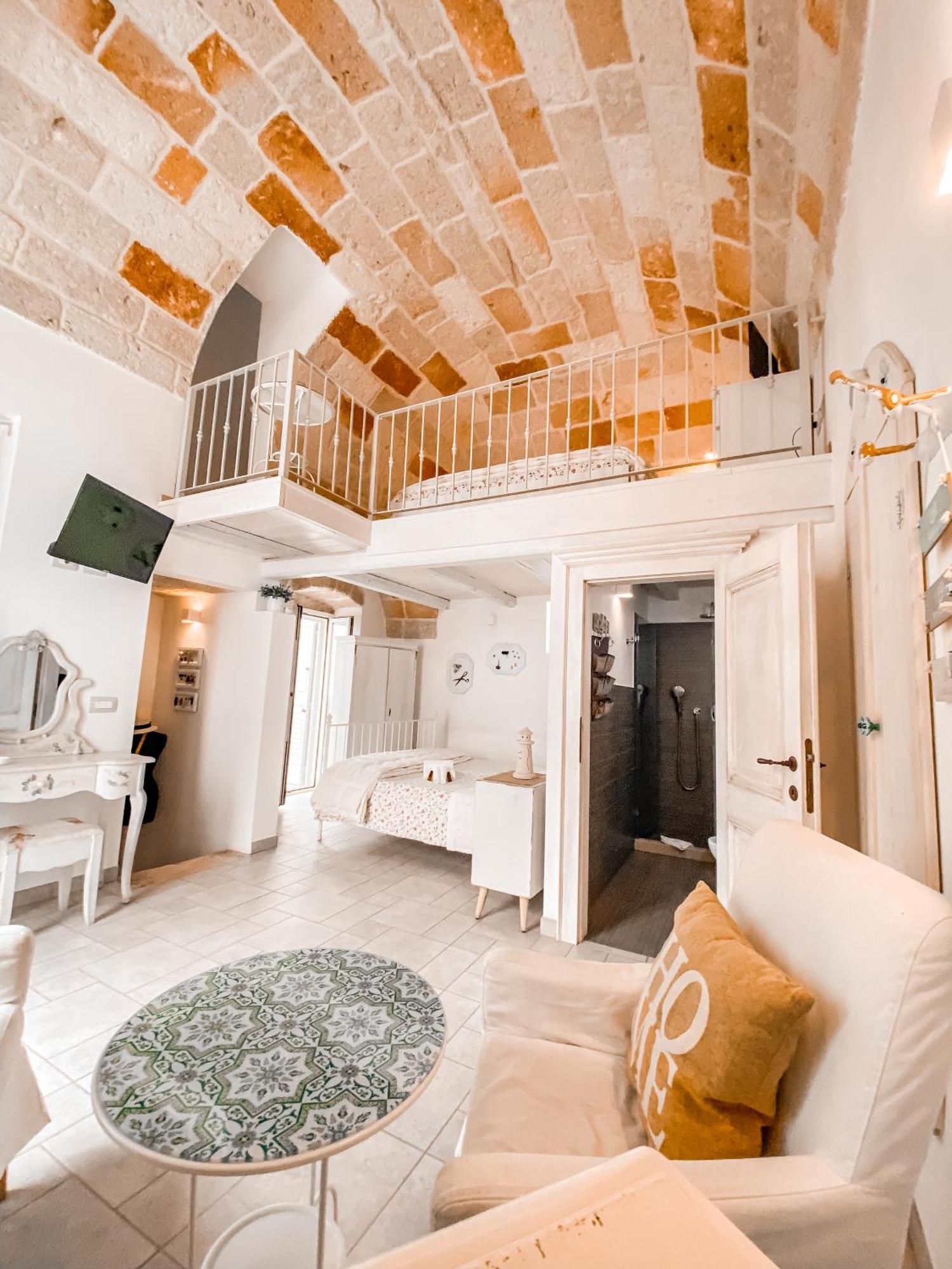 Karen House 3*